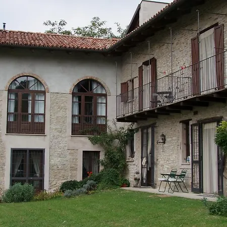 Bed & Breakfast Casa Branzele 3*