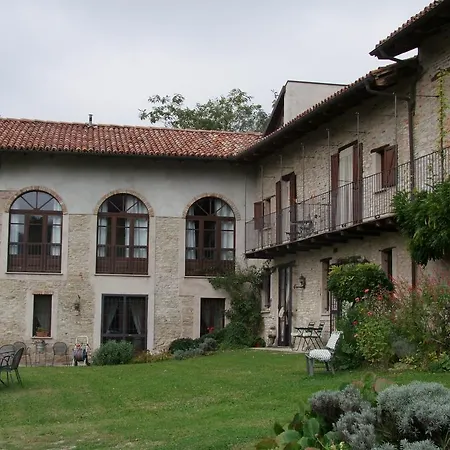 Casa Branzele Bed & Breakfast 3*