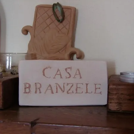 فندق مبيت وإفطار Casa Branzele